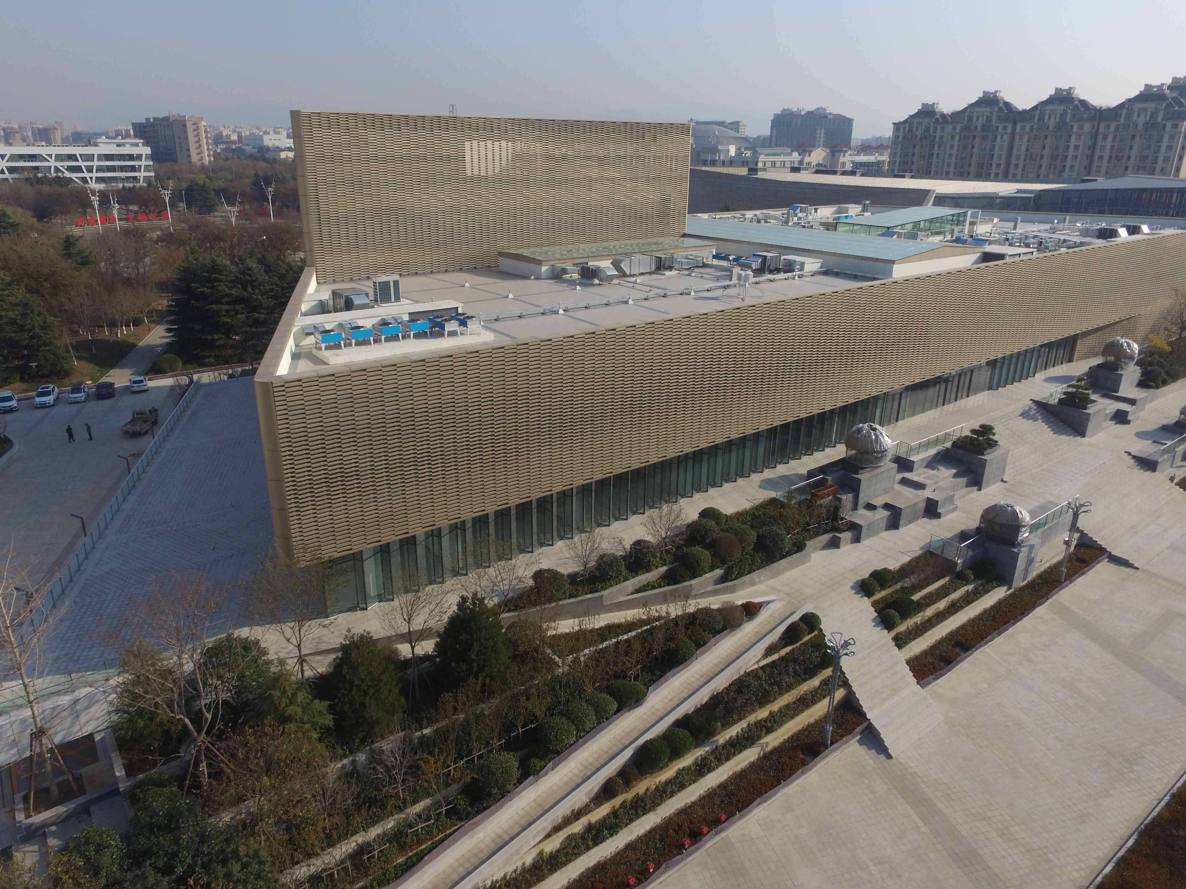 城阳公司城阳都会社区文化工业生长效劳中心项目完工图2_compressed